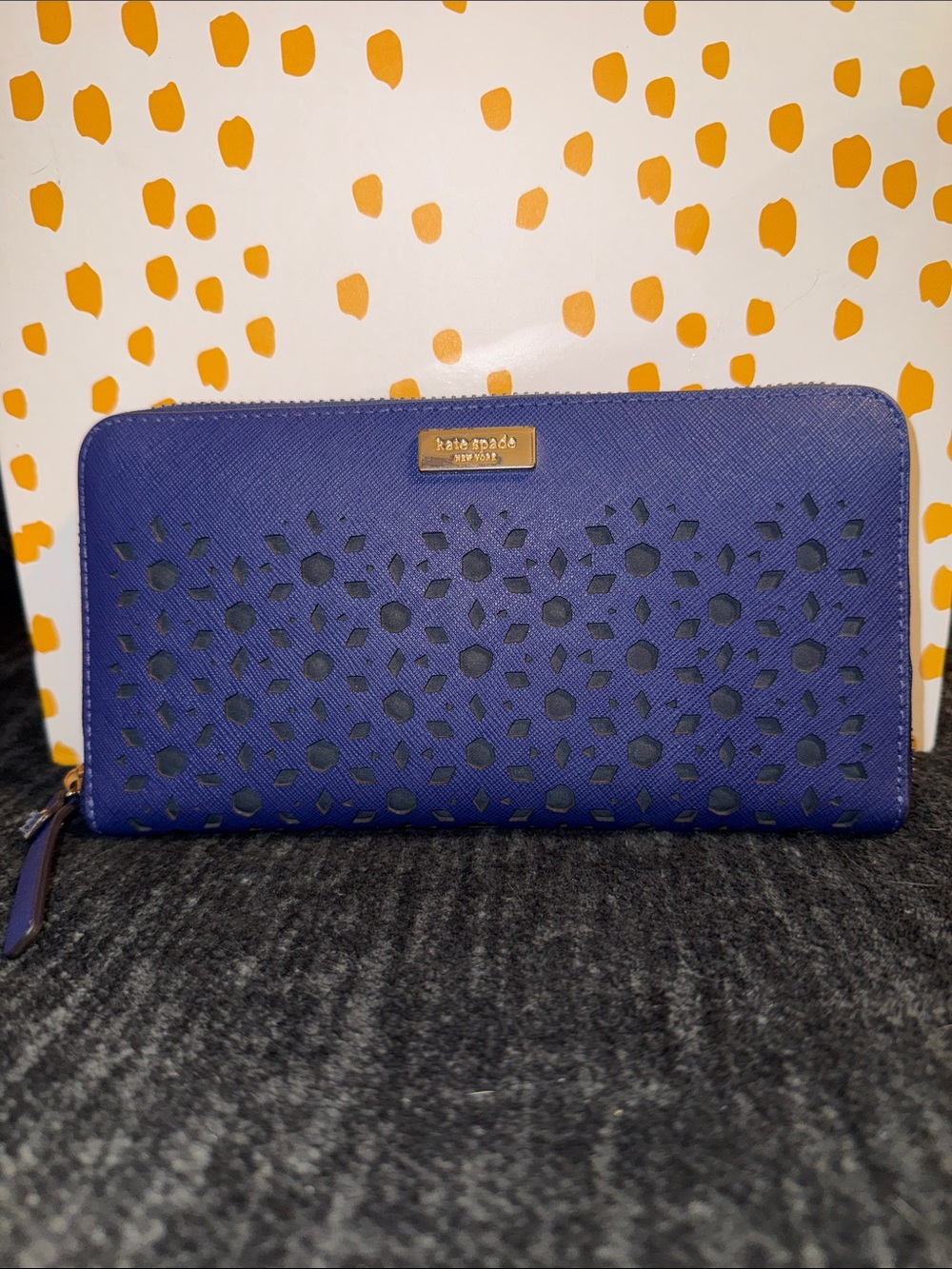 Kate Spade Newman Drive Darci Perforated Laser Cut Zip Wallet Blue EUC